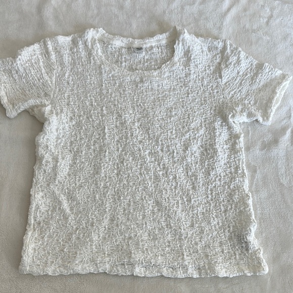 Uniqlo White Textured Short Sleeve Tee - Picture 1 of 6